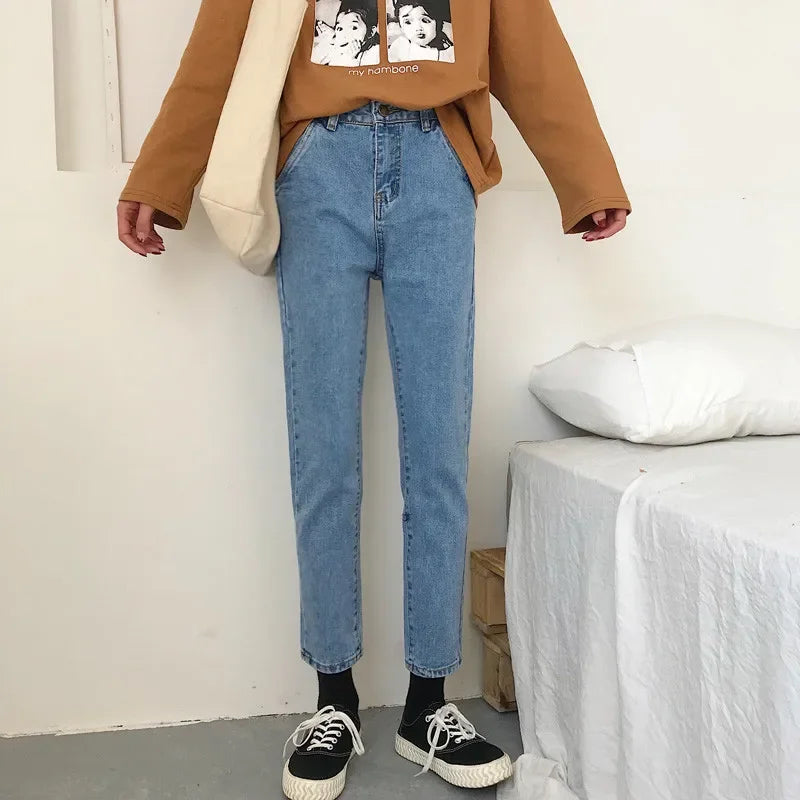 Giulia's Straight-leg Jeans